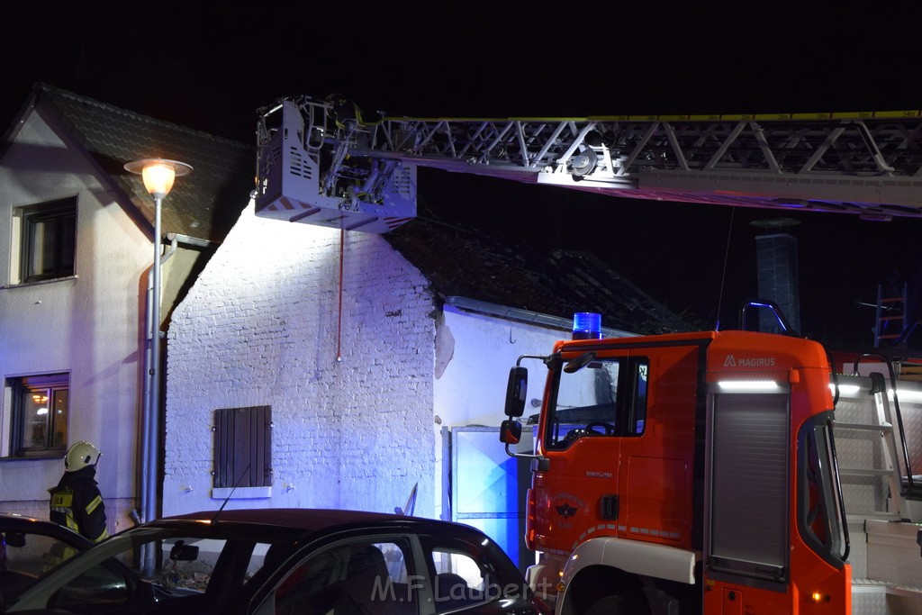 Feuer 2 Koeln Porz Langel Hinter der Kirche P158.JPG - Miklos Laubert